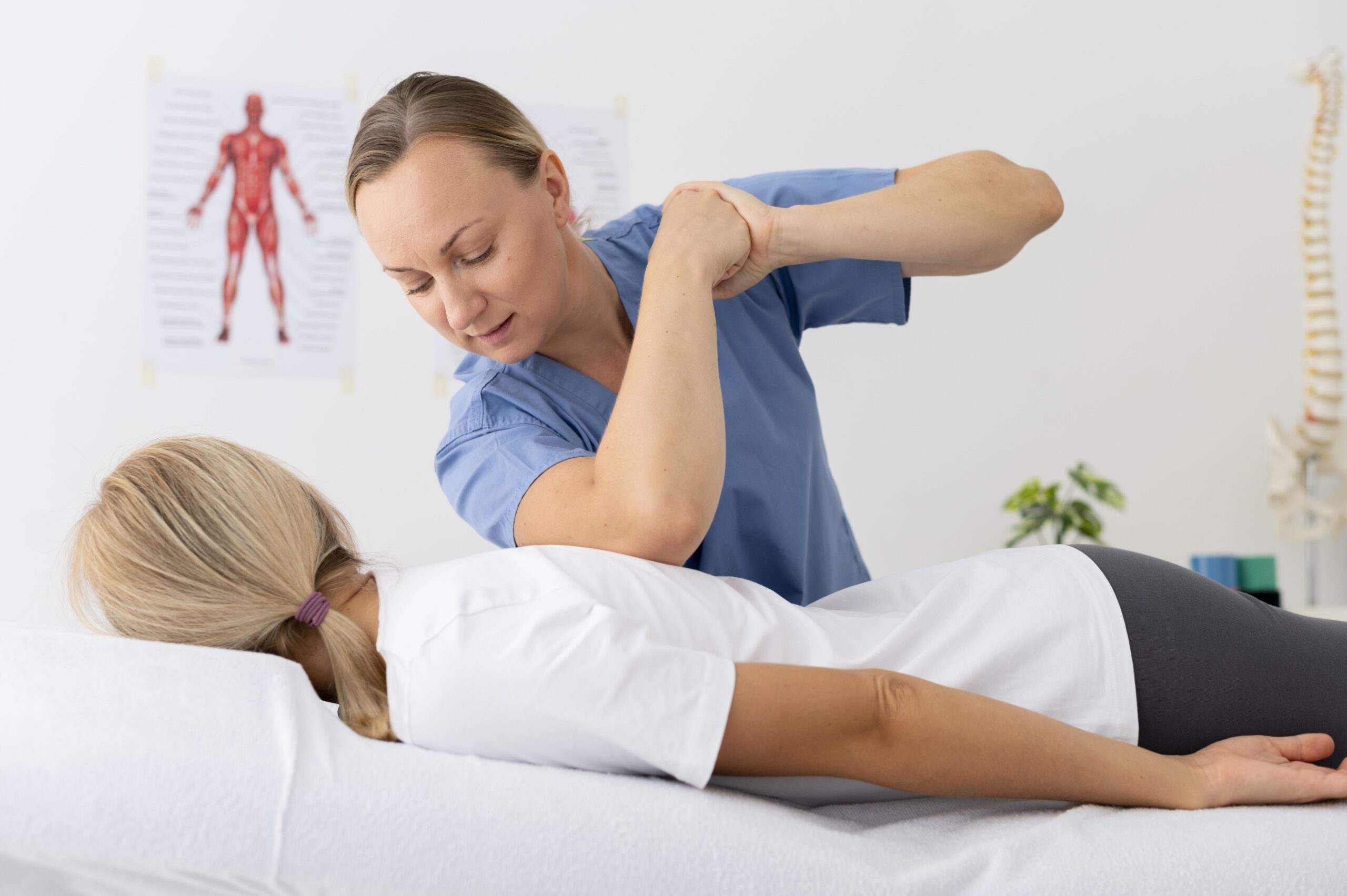 Best Female Physiotherapist in Gurgaon Best Female Physiotherapist in Gurgaon